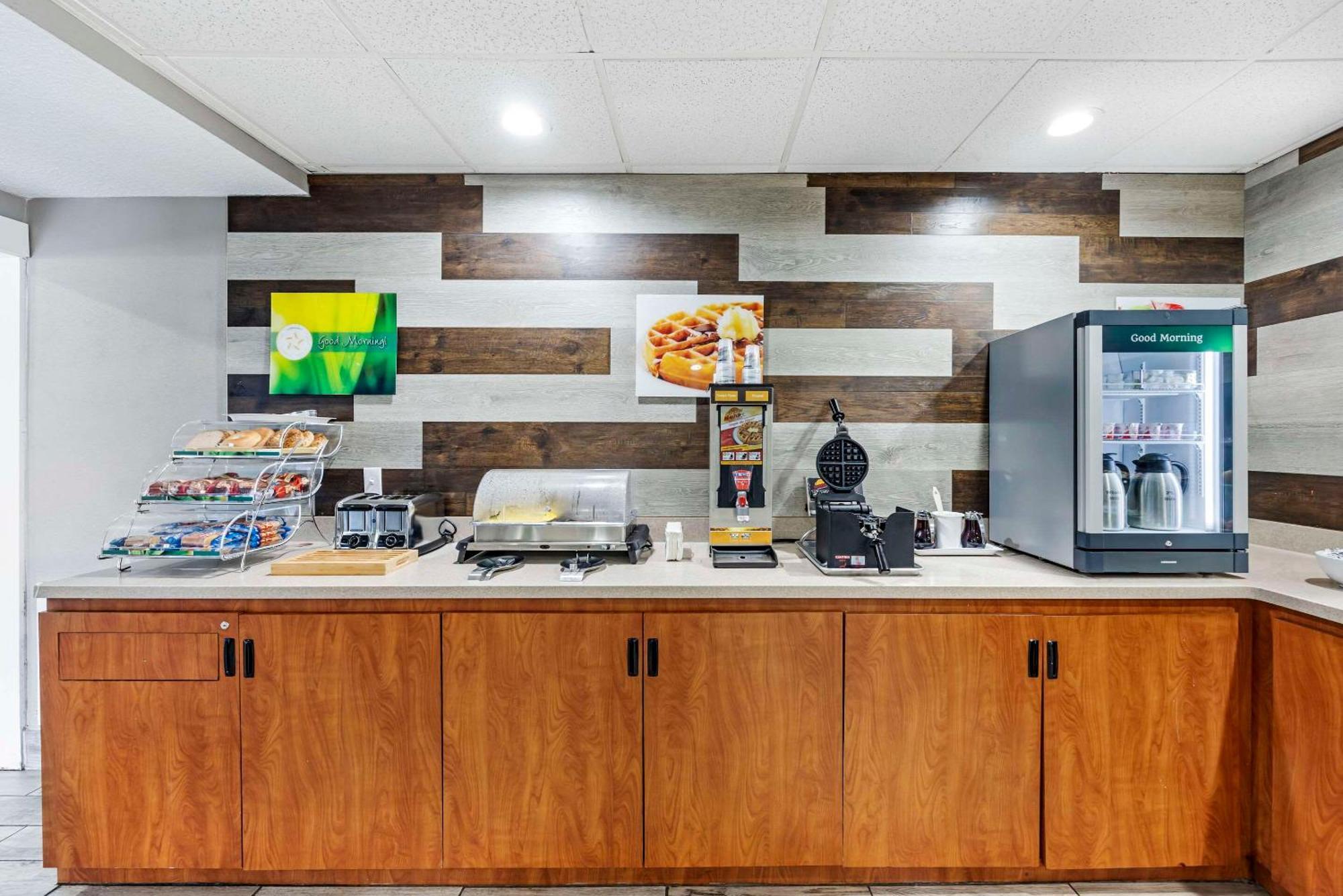 Quality Inn Clarksville - Exit 11 Zewnętrze zdjęcie