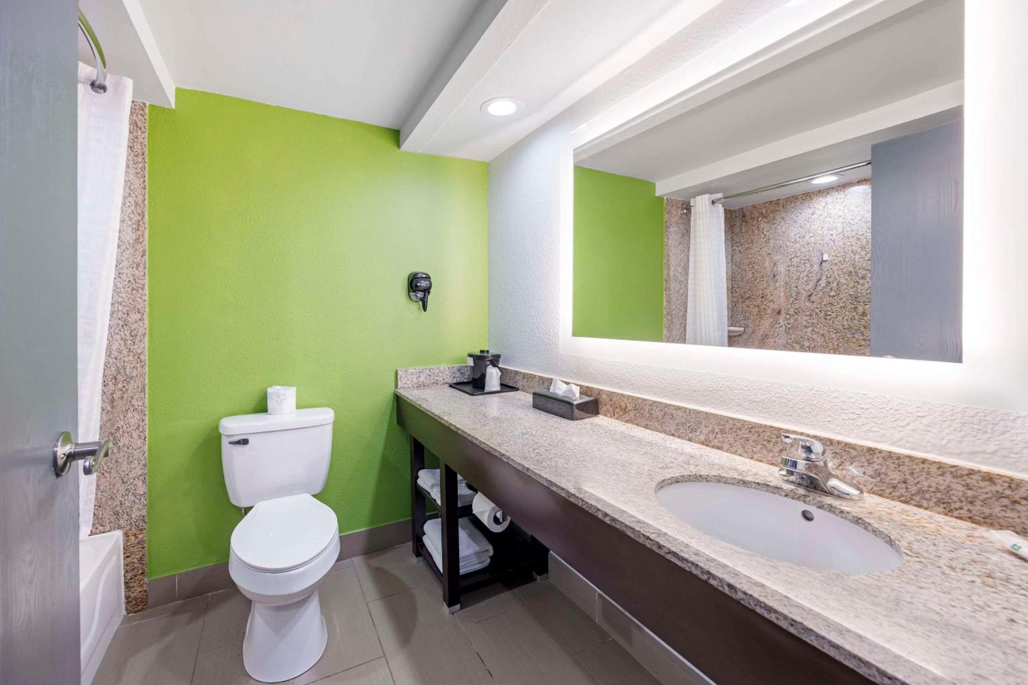Quality Inn Clarksville - Exit 11 Zewnętrze zdjęcie